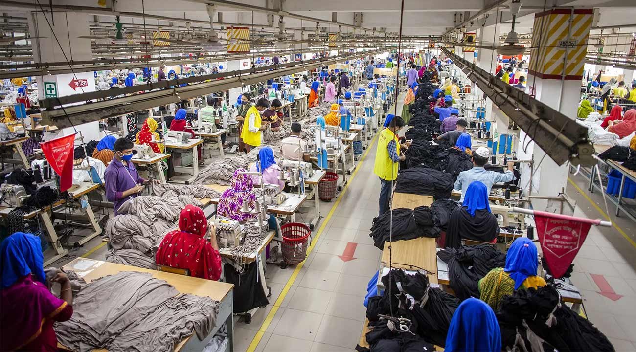 Why Investors Should Choose Bangladesh’s RMG Sector: The Ultimate Apparel Sourcing Hub