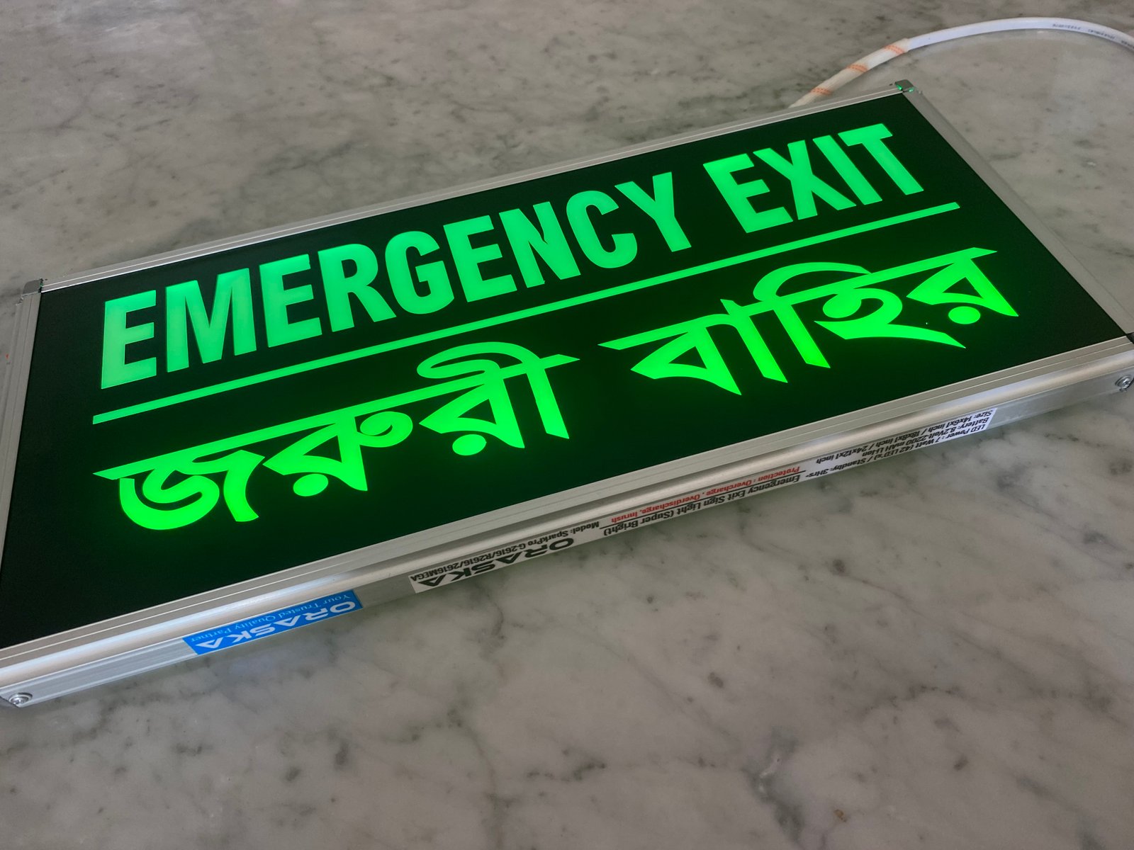 img/LED_Emergency_EXIT_Sign_Light_Backup_LED_EXIT_Entry_Light_ORASKA__Green_RED_3_6883e964923db.JPG